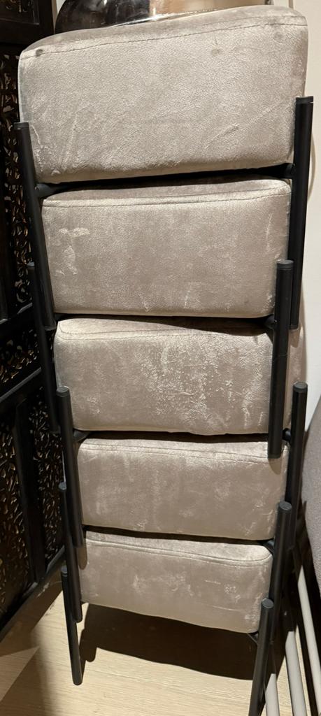 5 nieuwe taboerets / krukjes - velvet - taupe, Huis en Inrichting, Ophalen, Nieuw, IJzer