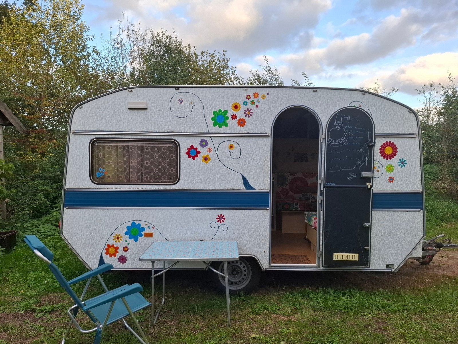 Leuke gezinscaravan lichtgewicht 750kg, Overige merken, Koelkast, Treinzit, Particulier
