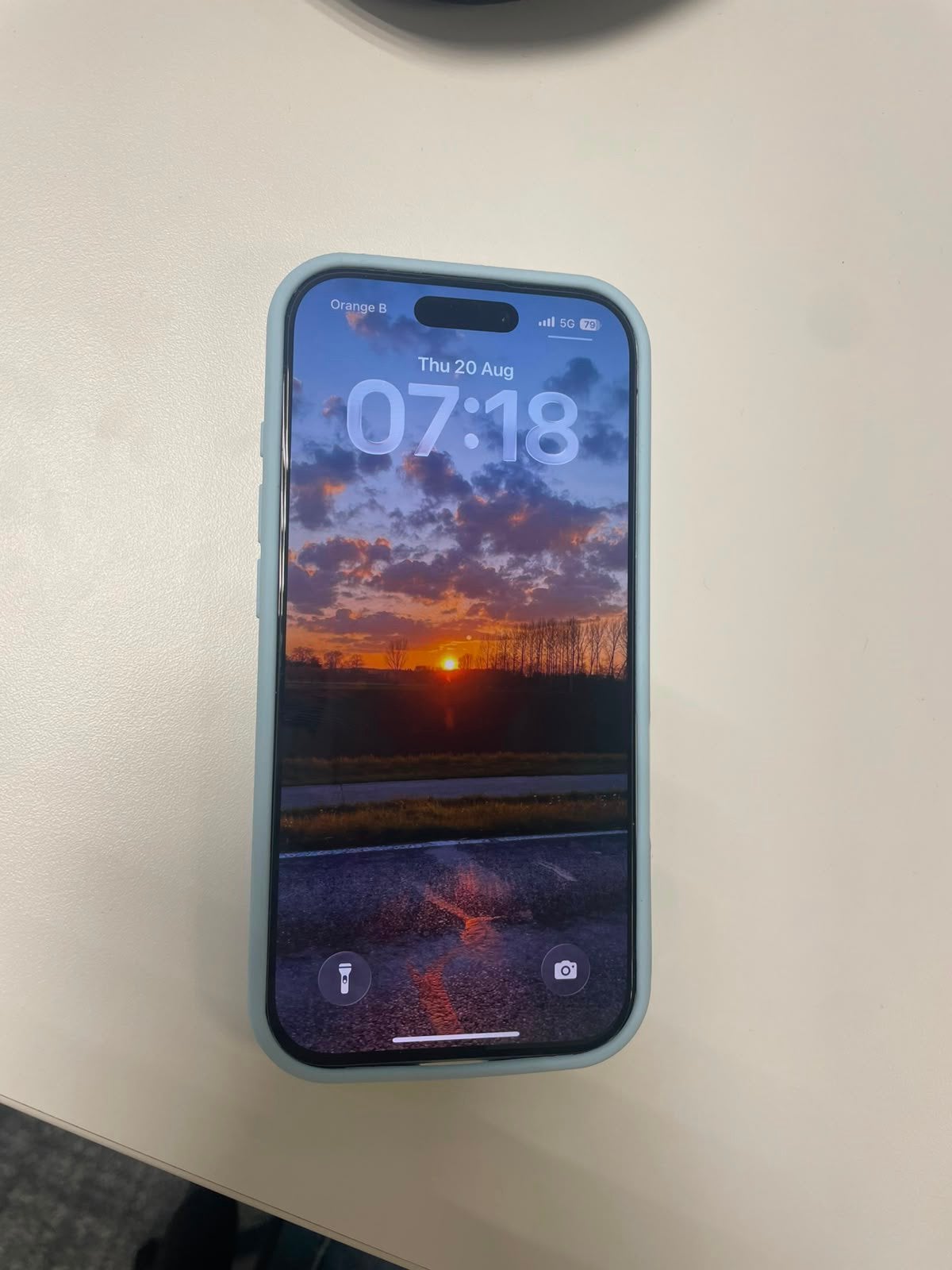 iPhone 17 - blanc - 256 Gb, Télécoms, Téléphonie mobile | Apple iPhone, 256 GB, Autres modèles, Comme neuf, Enlèvement