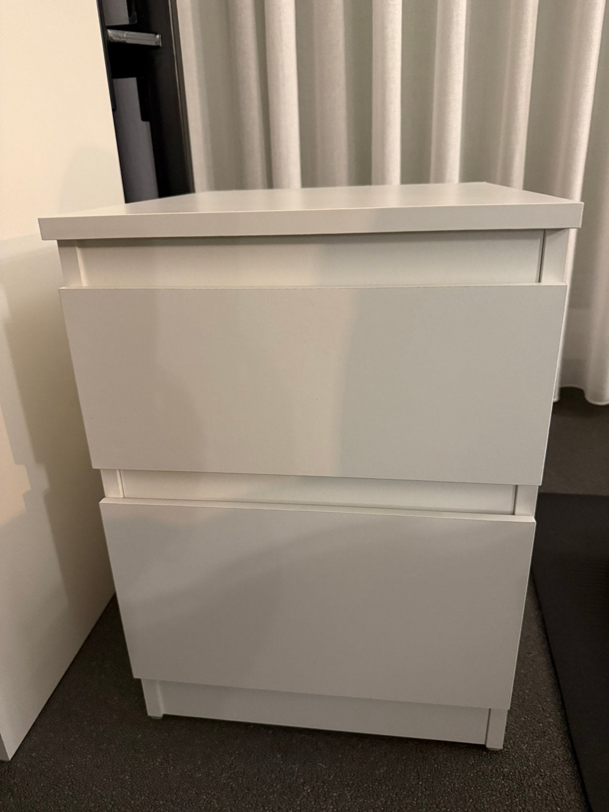 Ikea nachtkast, ladekast, Ophalen, Zo goed als nieuw