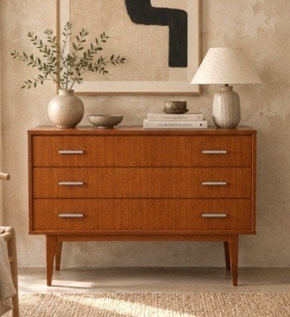 Vintage ladenkast met 3 ruime laden in teak
L1m, h 76cm ,br, Huis en Inrichting, Ophalen