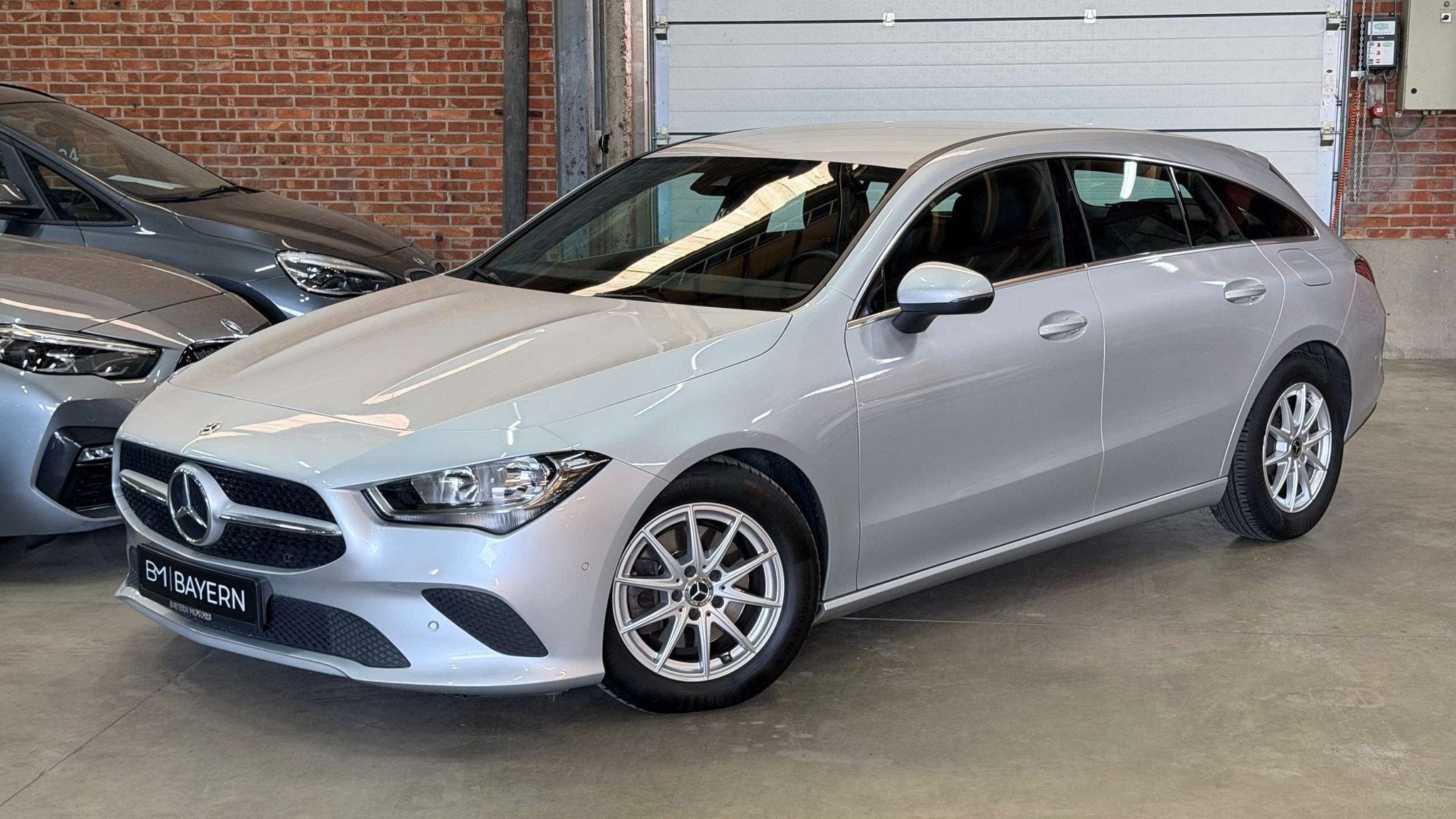 Mercedes-Benz CLA 180 d Garantie EURO 6d Prof Navi Widescree, Autos, Achat, Entreprise, Détection des panneaux routiers, Noir