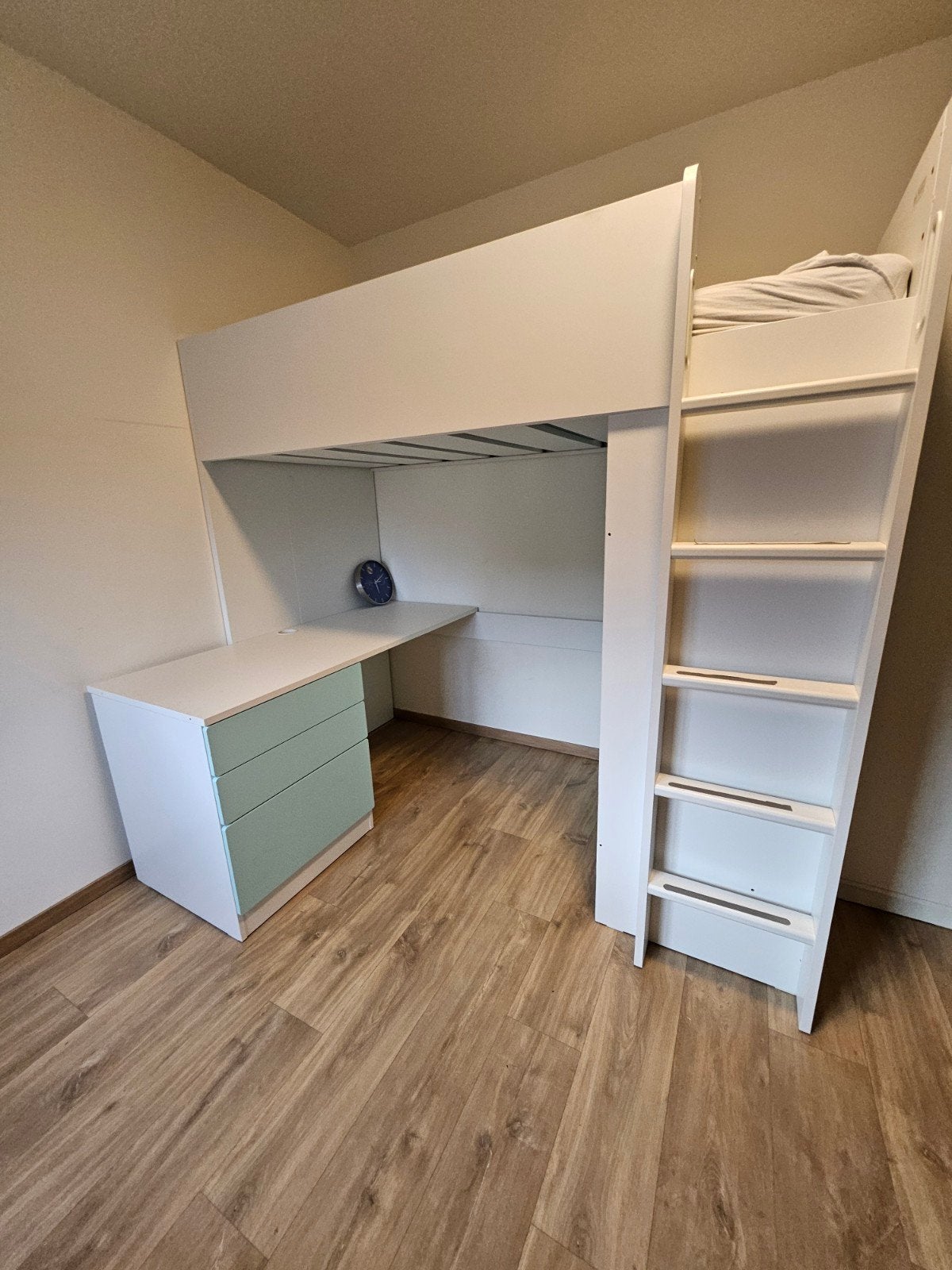 2 stuk hoogslaper  ikea, Kinderen en Baby's, Ophalen, Hoogslaper