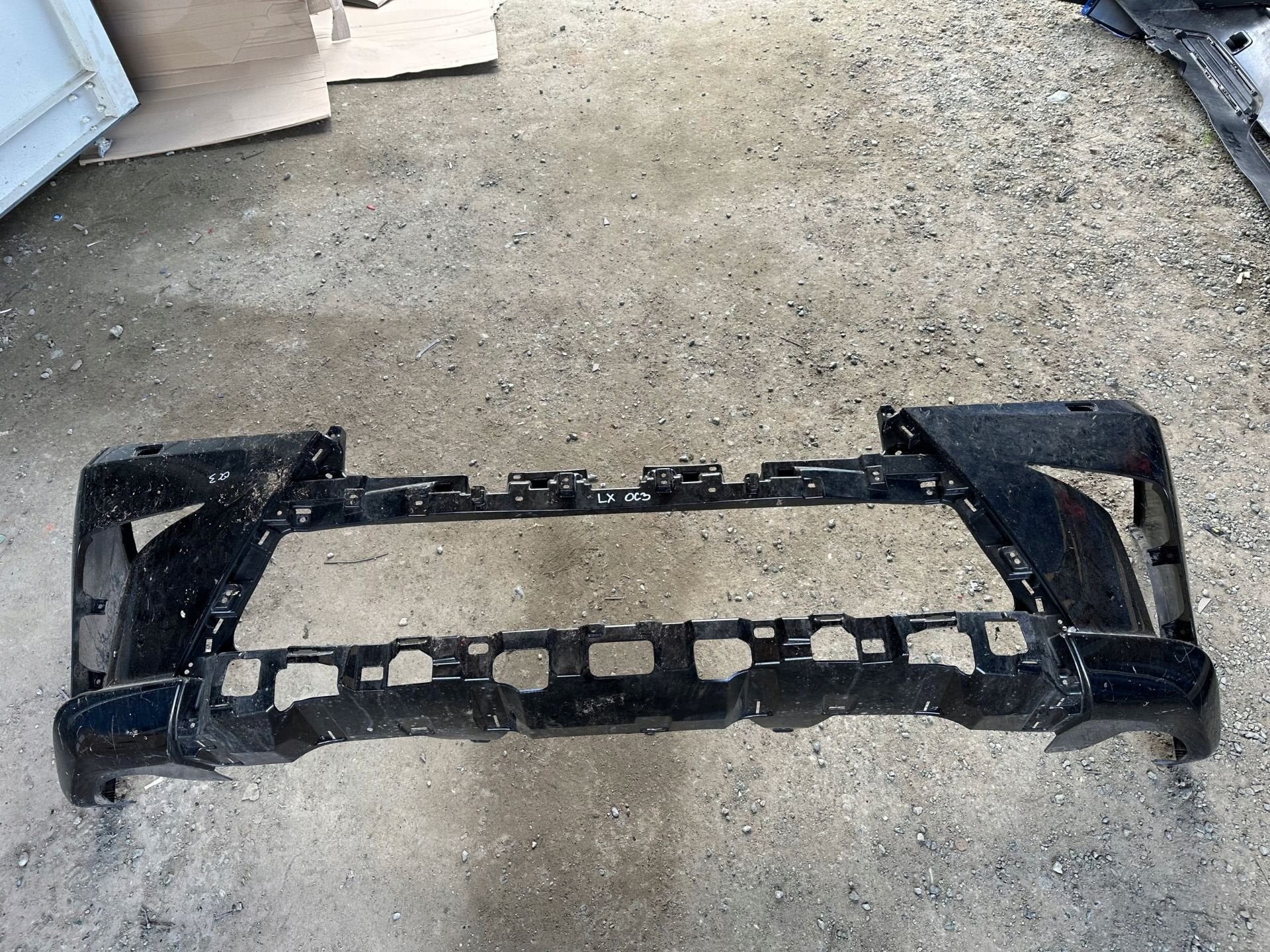 Lexus LX Voorbumper, Info@toyota.co.jp, Gebruikt, Toyota Motor Corporation, Bumper