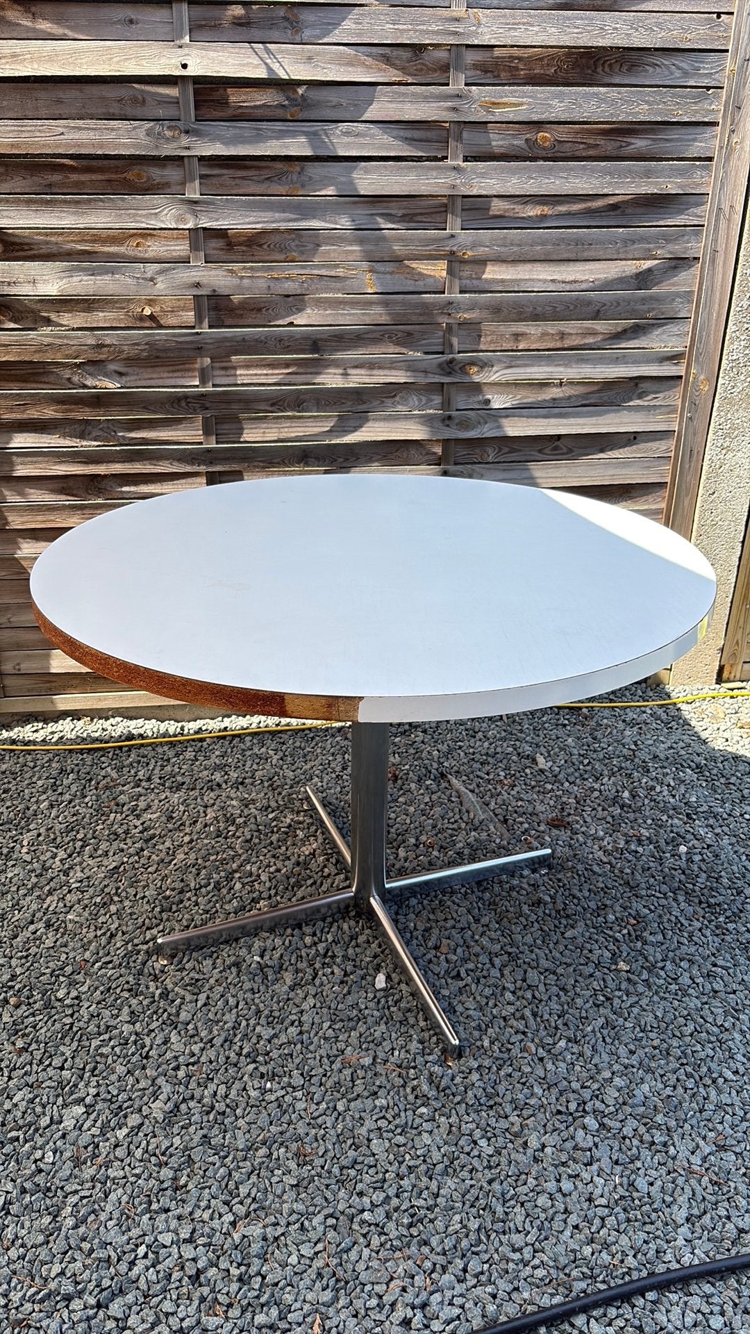 Gratis ronde tafel, Tuin en Terras, Ophalen, Gebruikt