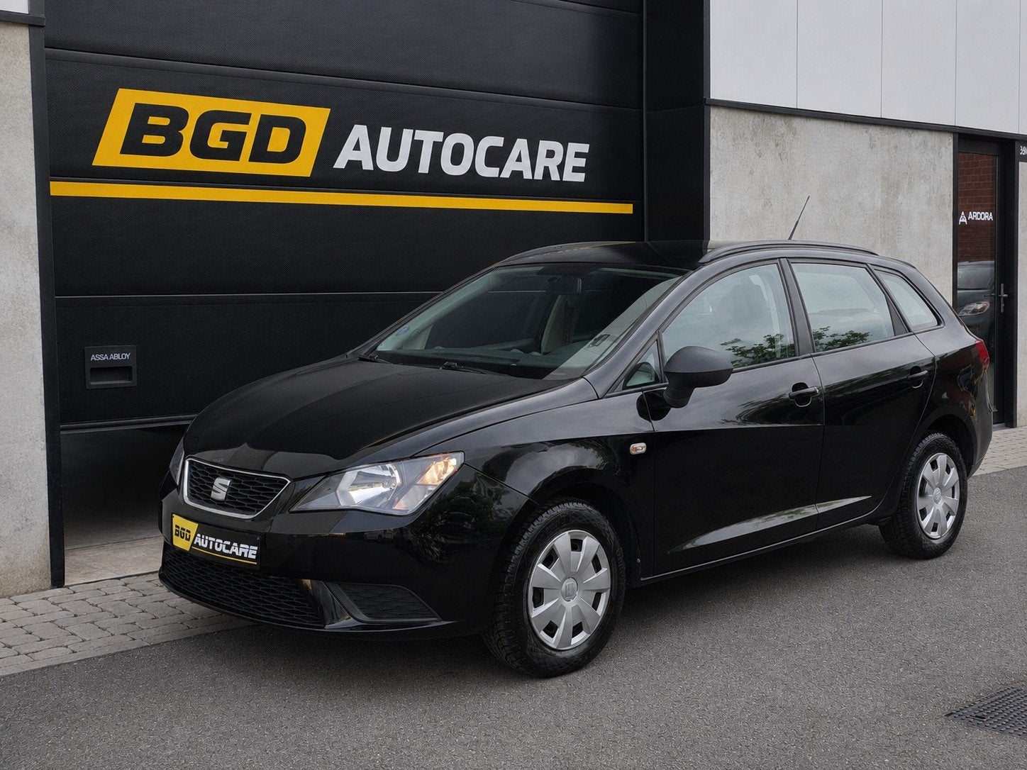 Seat Ibiza ST 1.0 MPI 44 kw Combi/Benzine/Bluetooth/AIRCO, Autos, Seat, Bluetooth, Achat, Euro 6, Entreprise