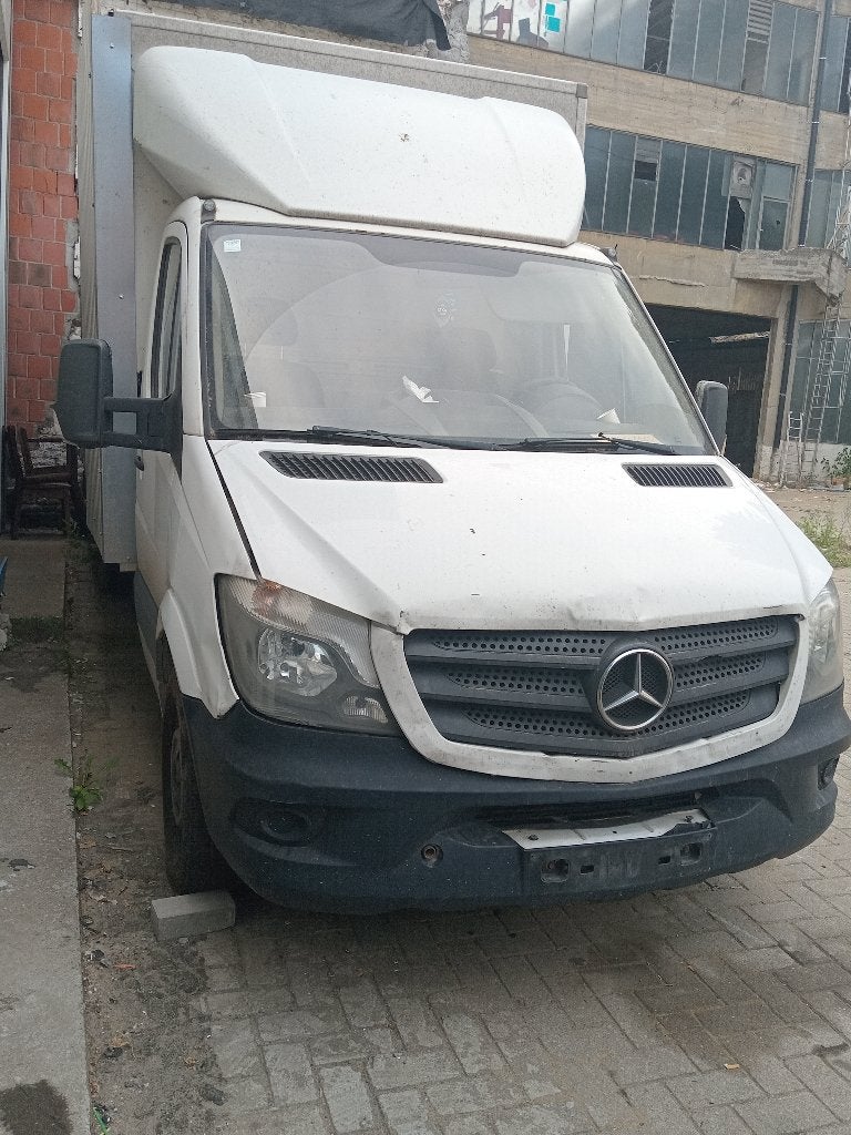 Mercedes sprinter 2015 4450 kilometre pour export ou repare, Auto's, Euro 5, Achterwielaandrijving, Beige, 4 cilinders