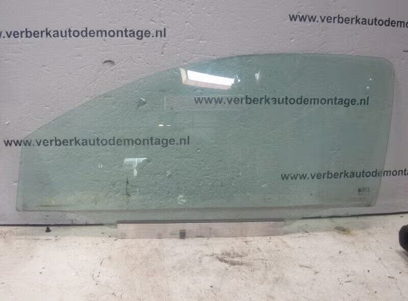 PORTIERRUIT LINKS Opel Corsa C (F08 / 68) (01-2000/12-2009), Bahnhofsplatz 65423 Rüsselsheim am Main, DE, Enlèvement ou Envoi