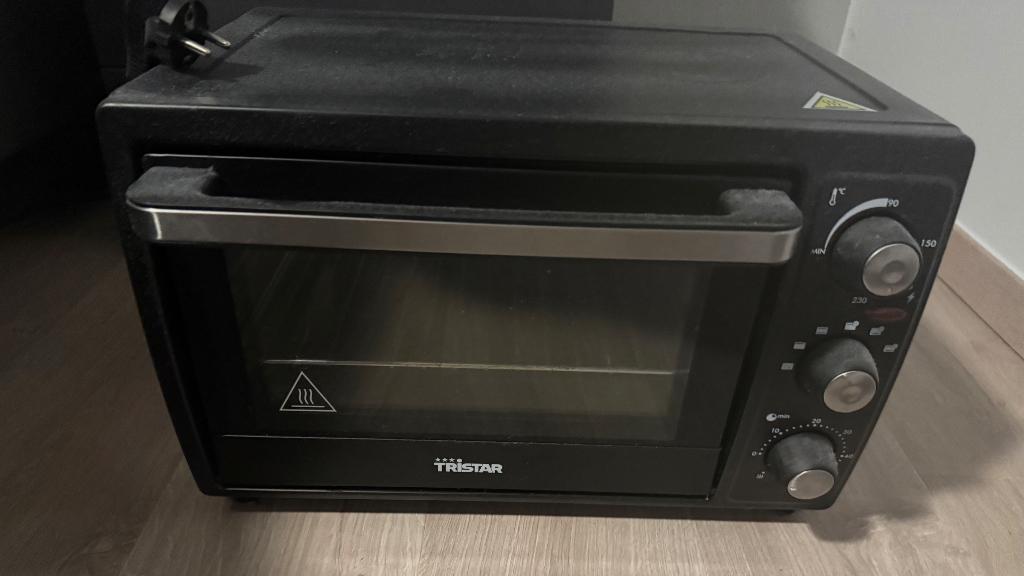 Tristar oventje voor op de camping, Caravanes & Camping, Accessoires de camping, Utilisé, Enlèvement