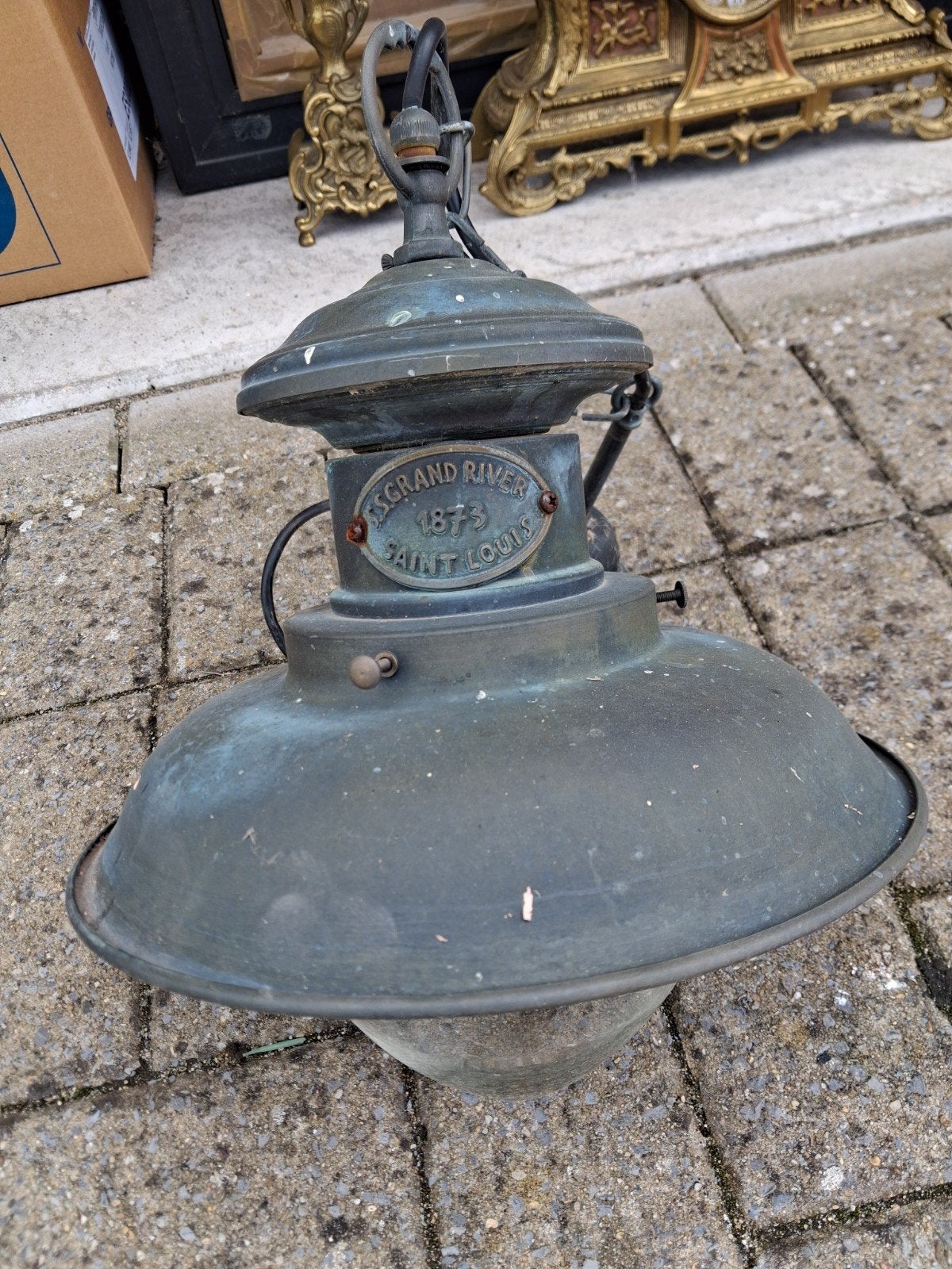Oude  lampen koper, Ophalen