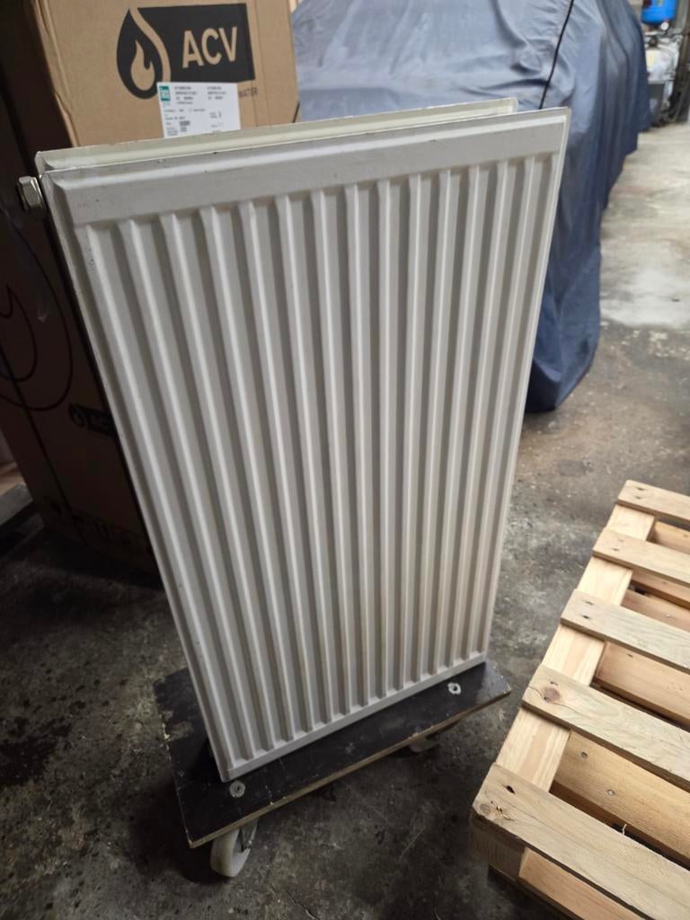 Radiator type 22 50cm breed 90 cm hoog, Doe-het-zelf en Bouw, Verwarming en Radiatoren, Radiator, Ophalen