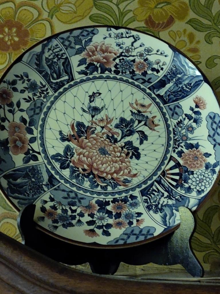 Assiette en porcelaine, Enlèvement