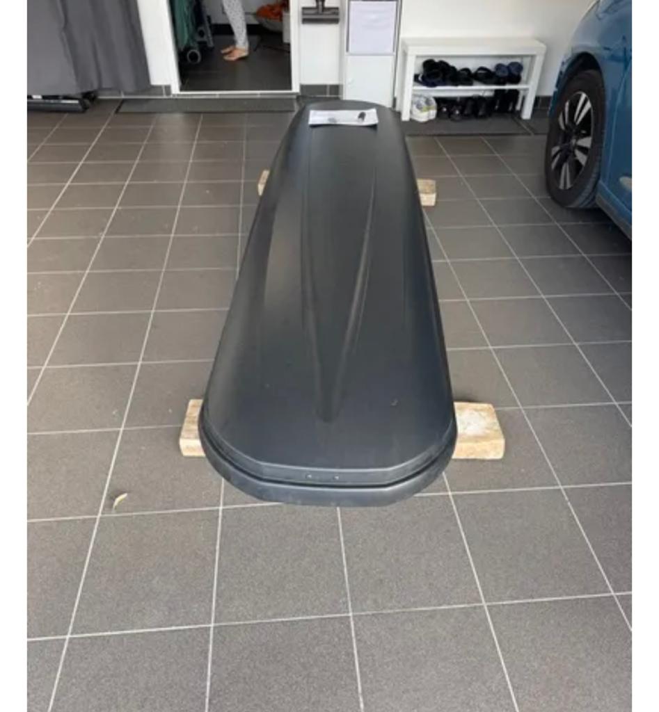 Thule Pacific 700 dakkoffer, Ophalen, Zo goed als nieuw