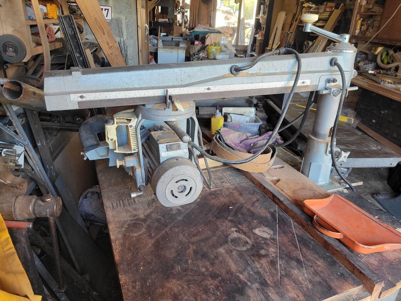 À vendre scie radiale Dewalt grand bras de coupe. A négocier, Ophalen