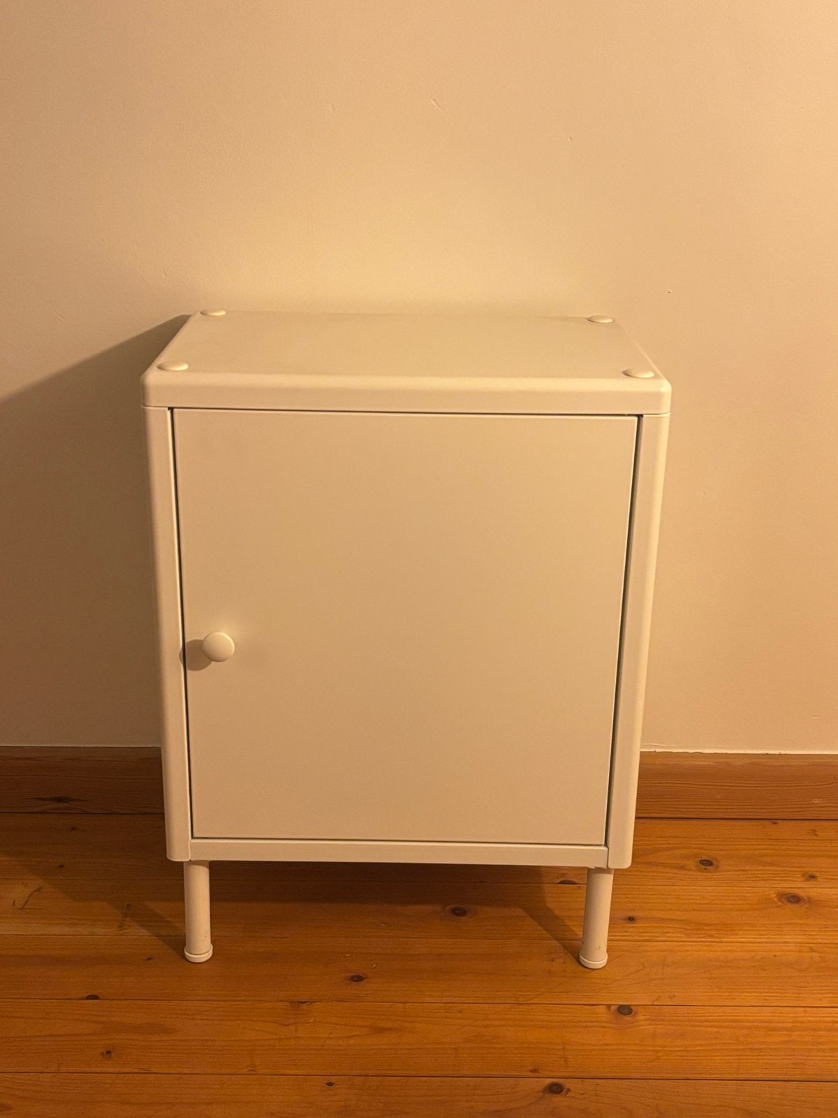 Klein kastje IKEA, Ophalen, Zo goed als nieuw