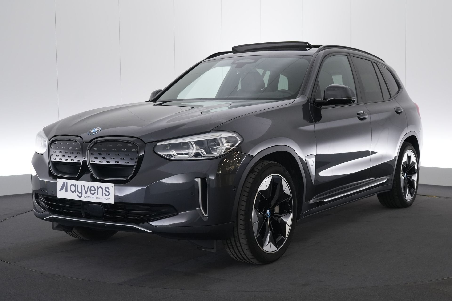 (2AWH426) BMW IX3, Argent ou Gris, Entreprise, Carnet d'entretien, https://public.car-pass.be/vhr/6c0bfcf3-497c-4ef7-b803-8227f19ea8c6