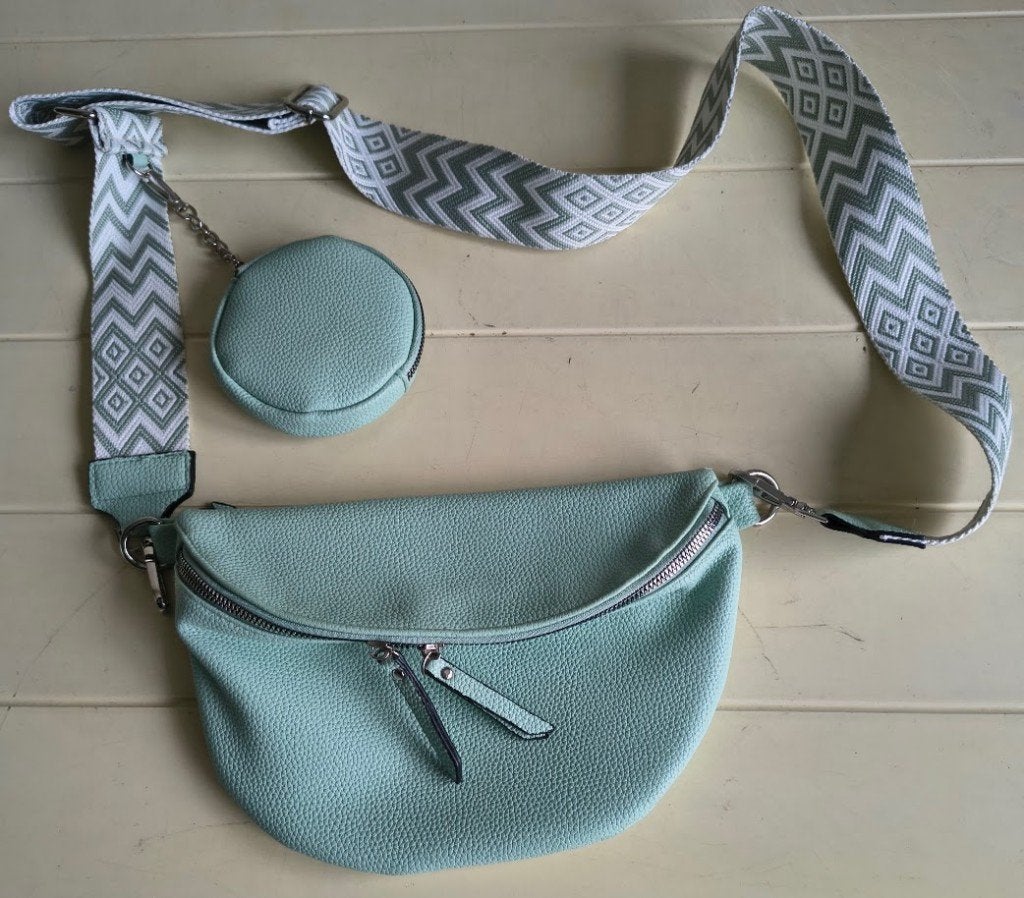Mint groene heuptas/crossbody tas met muntzakje – 28x17 cm, Bijoux, Sacs & Beauté, Enlèvement ou Envoi, Utilisé, Vert, Autres marques