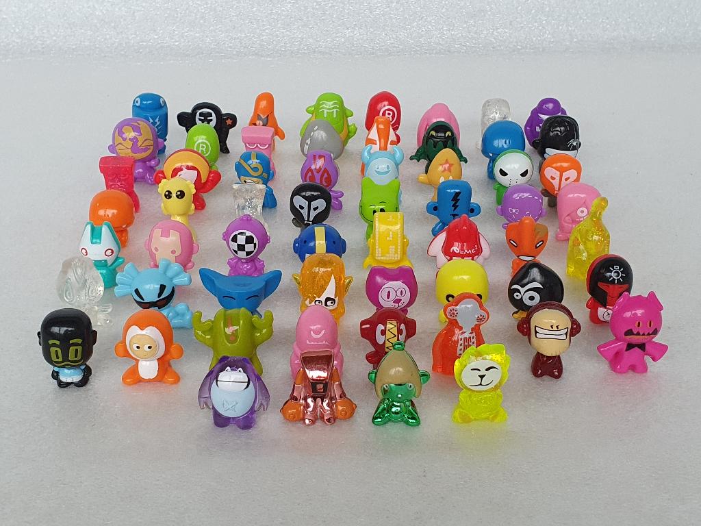 Lot van 60 Gogo's Crazy Bones (2), Ophalen of Verzenden, Gebruikt