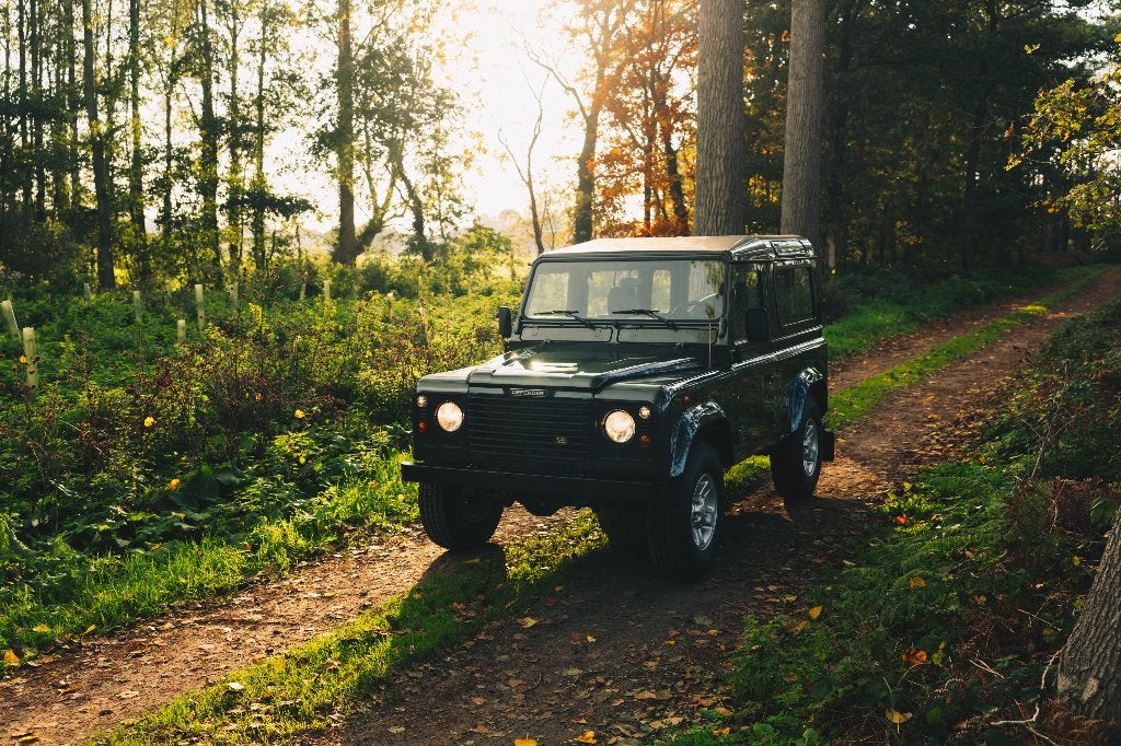 DEFENDER 90 TD5 // 75.000KM // VOLLEDIG ORIGINEEL, Auto's, Dealer onderhouden, https://public.car-pass.be/vhr/a3e13b52-2b41-4312-a136-58463d6049f2