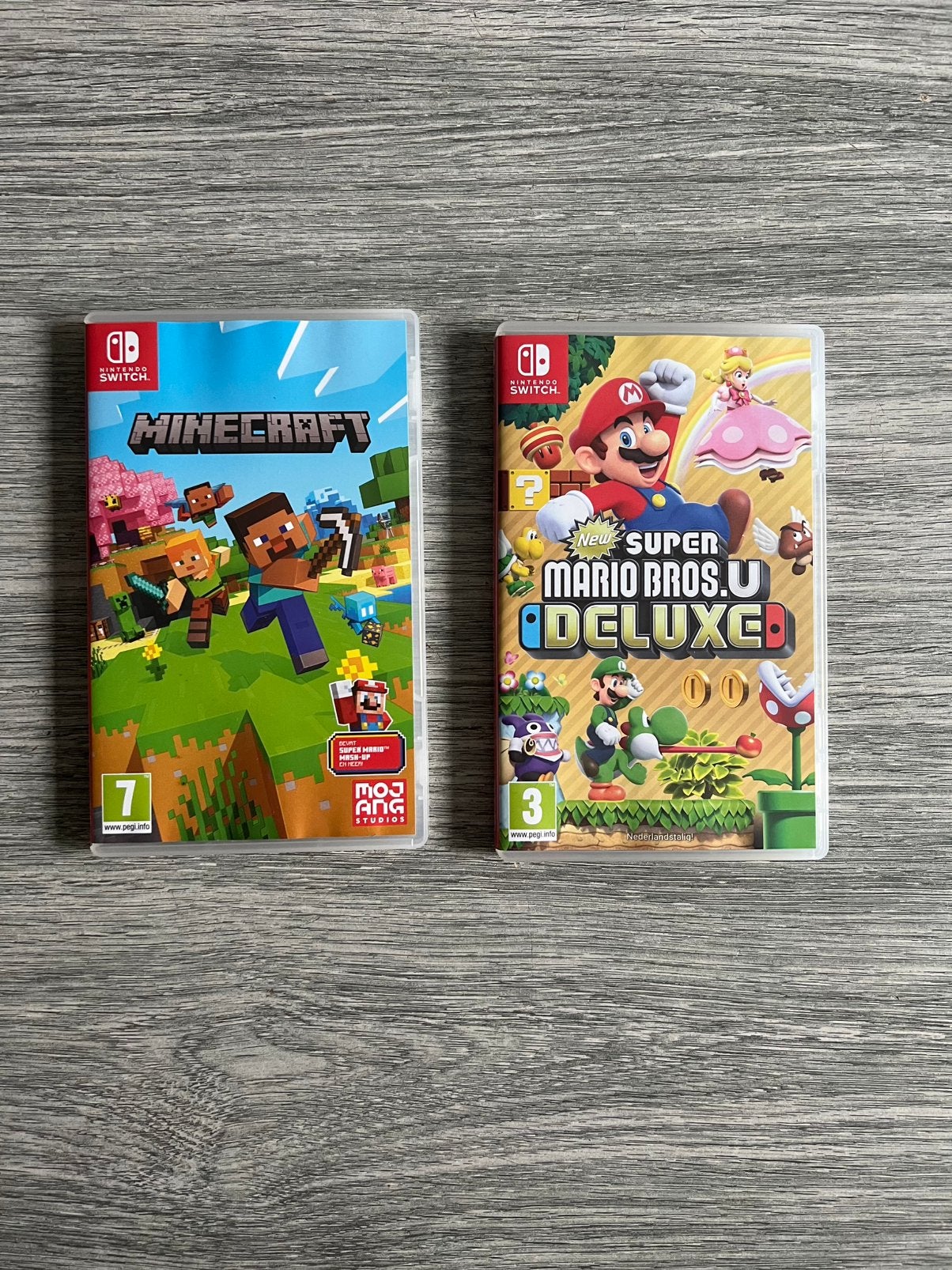 Minecraft + Super Mario Bros Deluxe, Enlèvement, Un ordinateur, Comme neuf, 3 joueurs ou plus