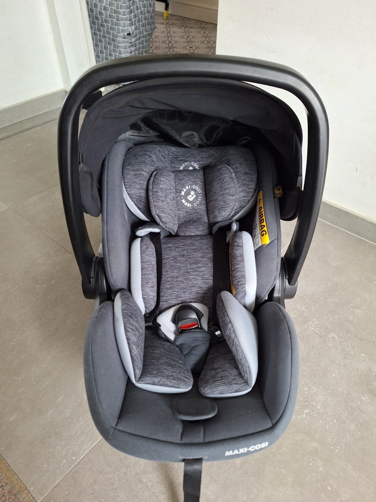 Maxi cosi marble inclusief 2 isofix bases, Kinderen en Baby's, Autostoeltjes, Ophalen, Isofix
