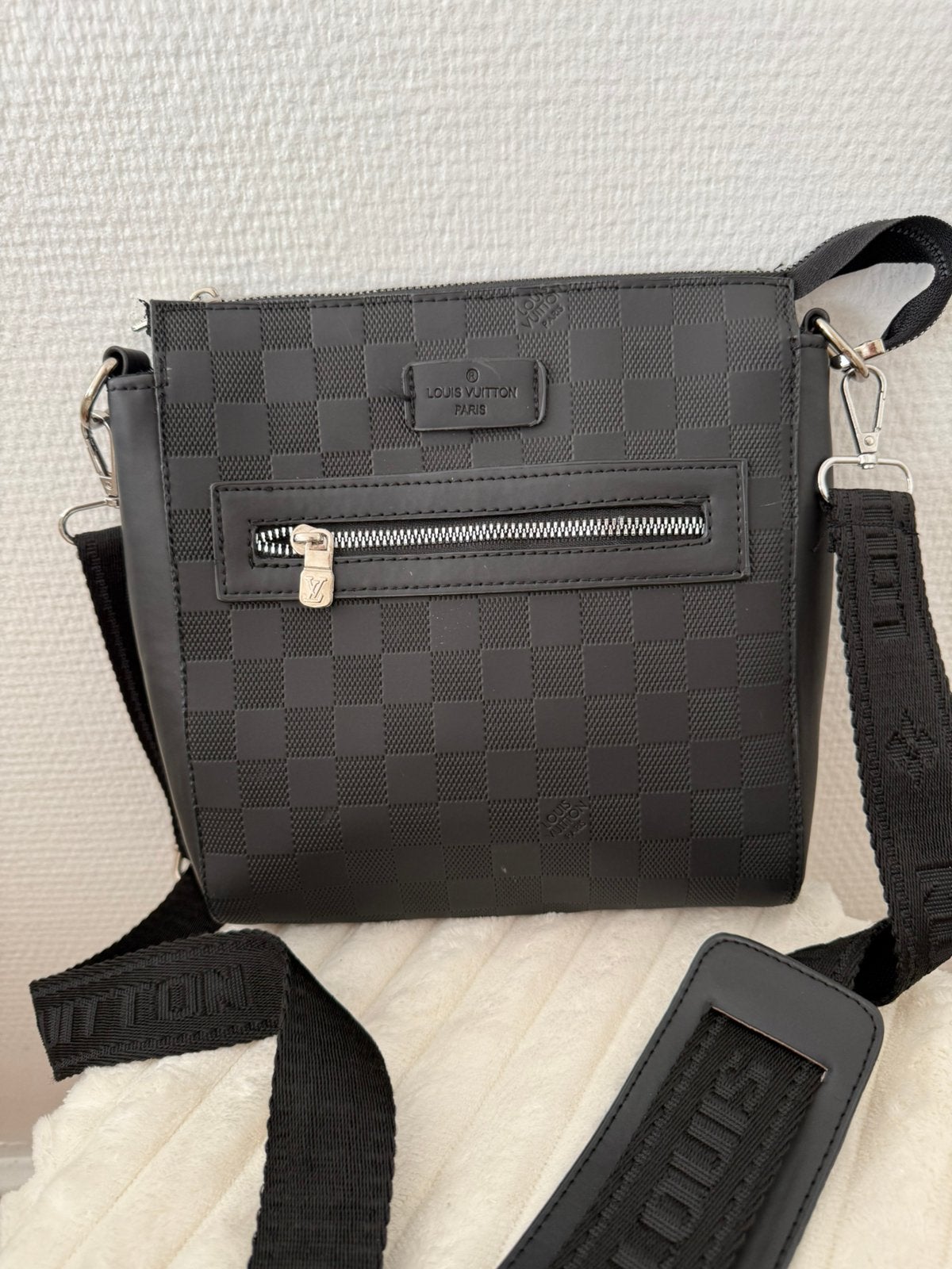 Sacoche homme, Bijoux, Sacs & Beauté, Sacs | Sacs à bandoulière, Enlèvement ou Envoi, Comme neuf