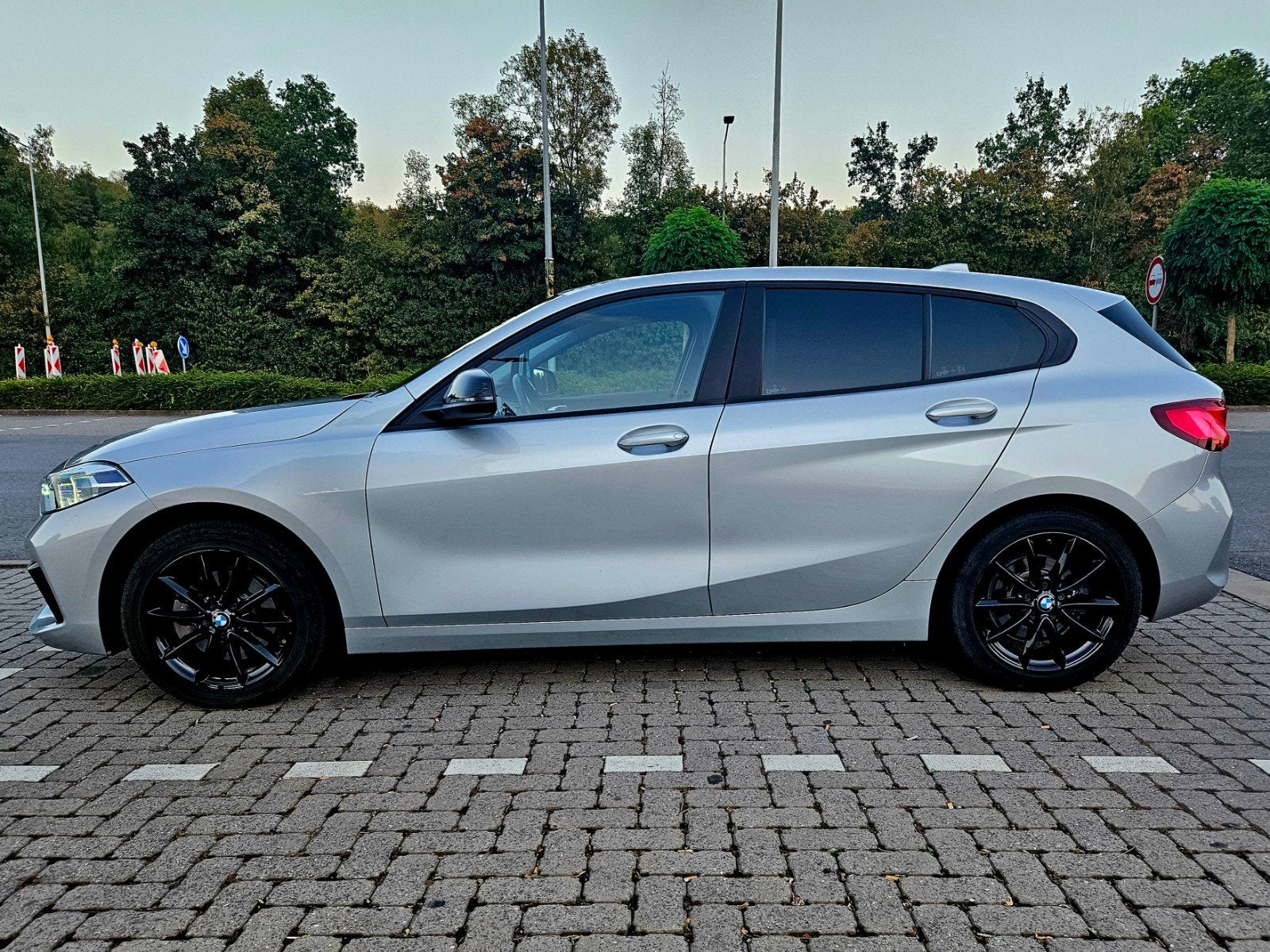 BMW 116i - 109ch - 62.000km - Manuelle, Autos, Cuir, Argent ou Gris, Achat, 139 g/km