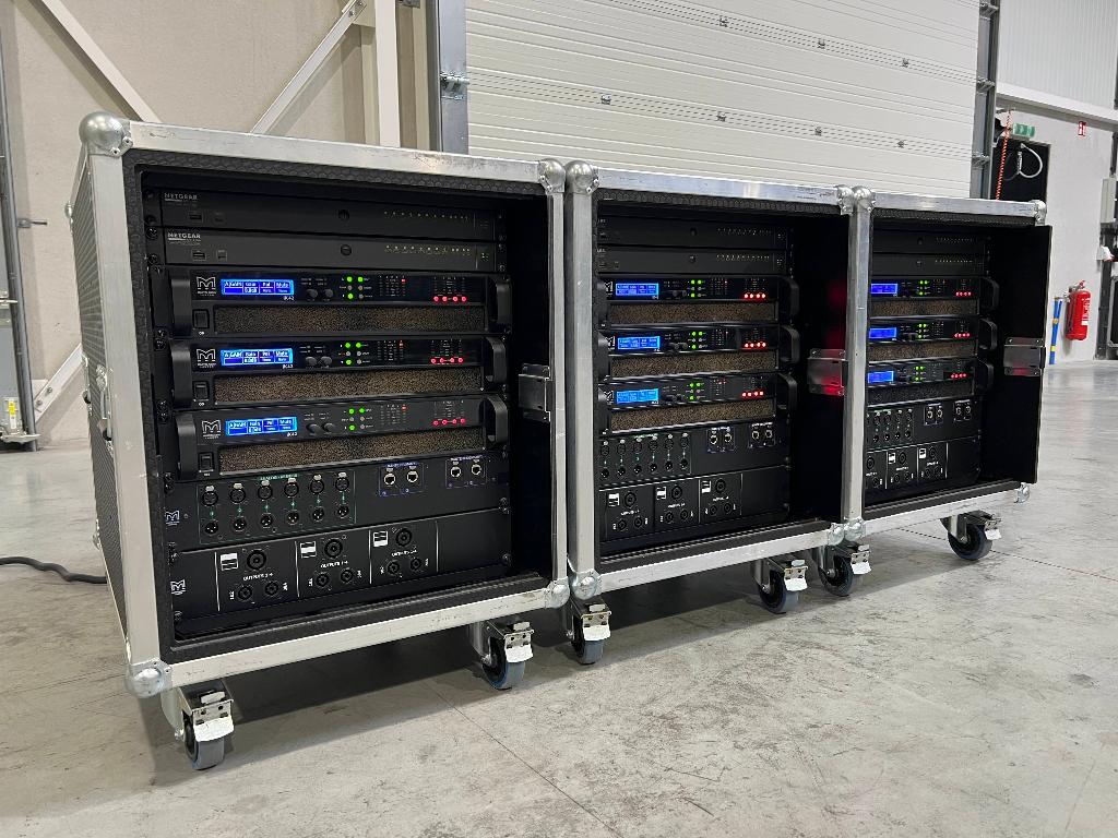 Martin Audio iKON iK42 Dante amprack (3x), Ophalen of Verzenden, Gebruikt, Overige typen, Overige merken