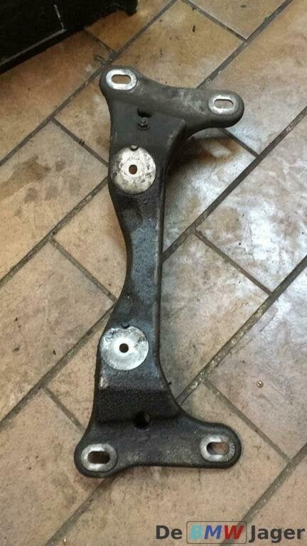 versnellingsbak steun BMW 1 3 serie E8X E9X X1 E84 6760299, Gebruikt, Ophalen of Verzenden, BMW, BMW