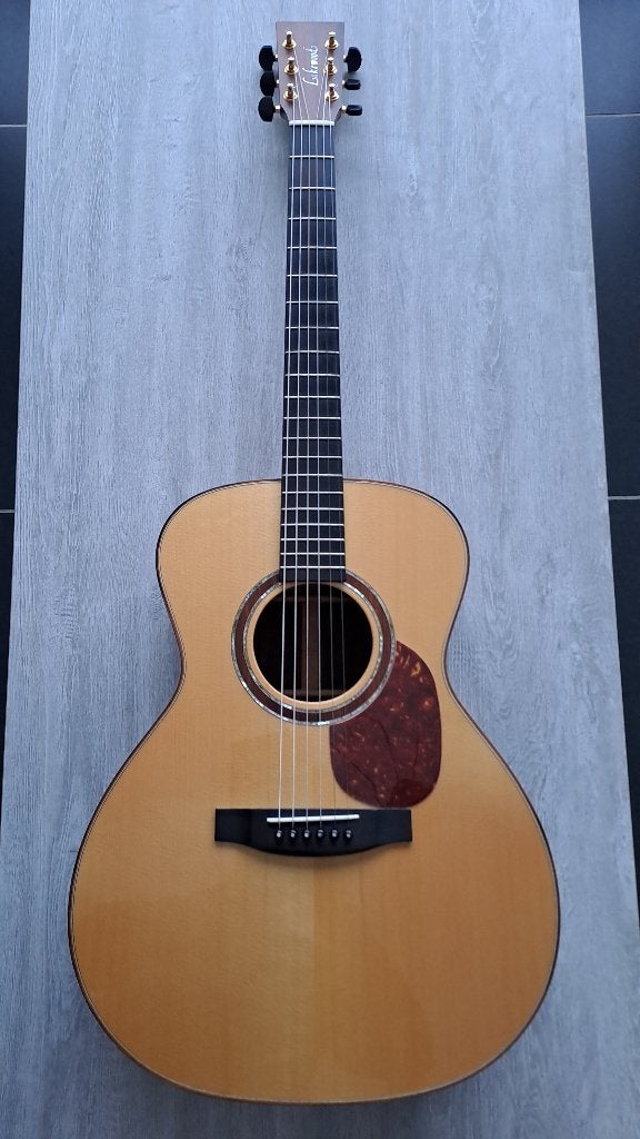 Lakewood M32 Deluxe Grand Concert en parfait état, Musique & Instruments, Enlèvement, Comme neuf, Guitare Western ou Guitare Folk