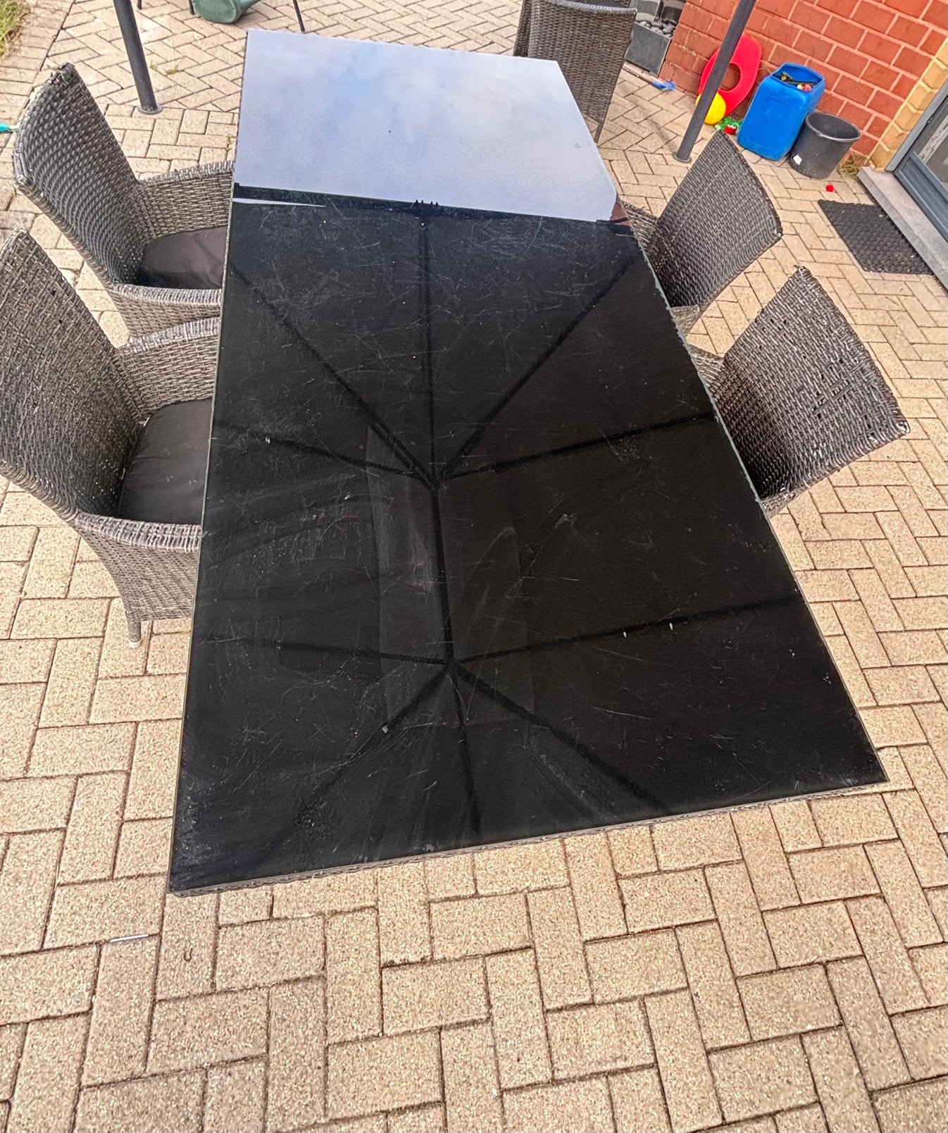Glazen tuintafel met stoelen en kussentjes, Enlèvement, Utilisé, Salons de jardin