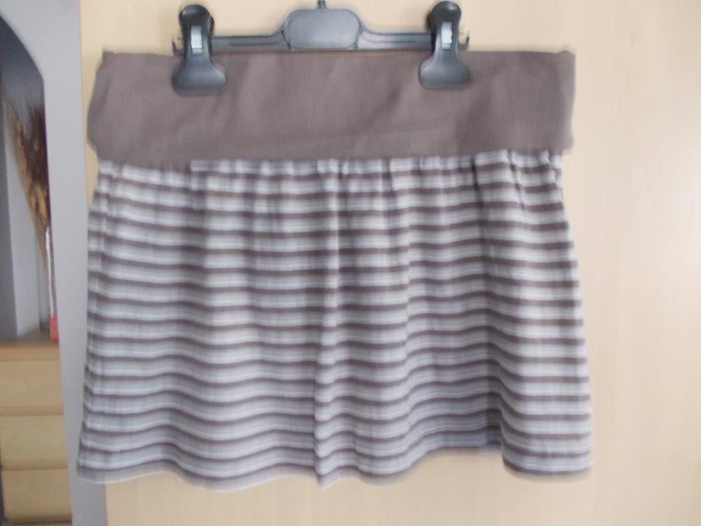 Rok ONLY.  maat 176 of SMALL., Bruin, Zo goed als nieuw, Maat 36 (S), ONLY.