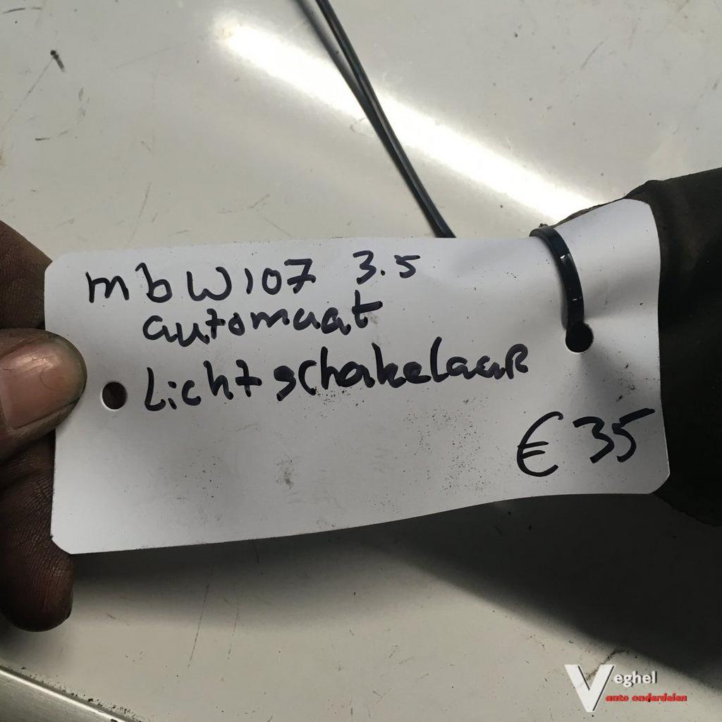 Mercedes W107 3.5 automaat  1982  Lichtschakelaar, Auto-onderdelen, Dashboard en Schakelaars, Gebruikt, -, -, Ophalen of Verzenden