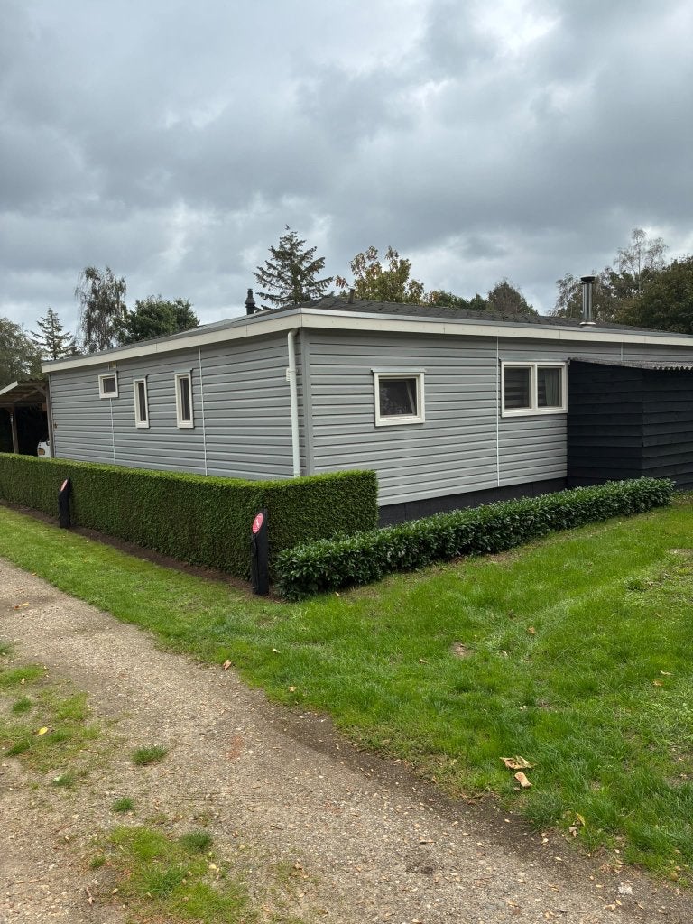 Kunstof chalet 70m2 met jacuzzi te koop, Propriétaire, Village, 3 chambres à coucher, Animaux domestiques acceptés