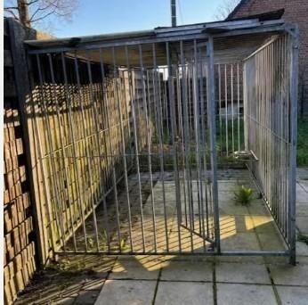 Hondenkennel, Dieren en Toebehoren, Hondenhokken, Ophalen, Hondenkennel, 110 cm of meer, 100 cm of meer
