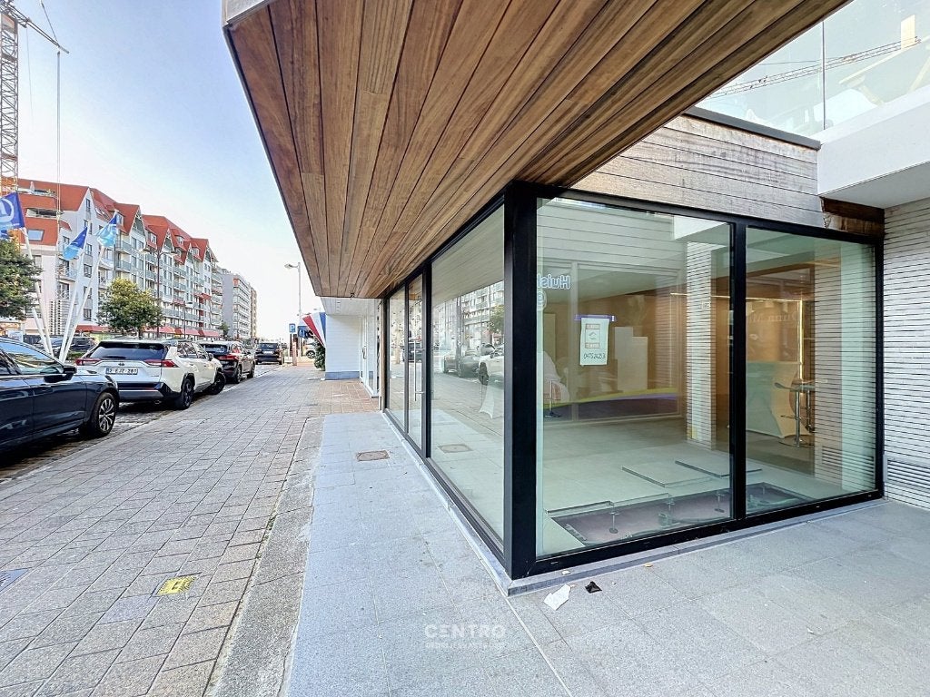 TE HUUR - NB handelsgelijkvloers, Immo, 50 m² of meer, Provincie West-Vlaanderen