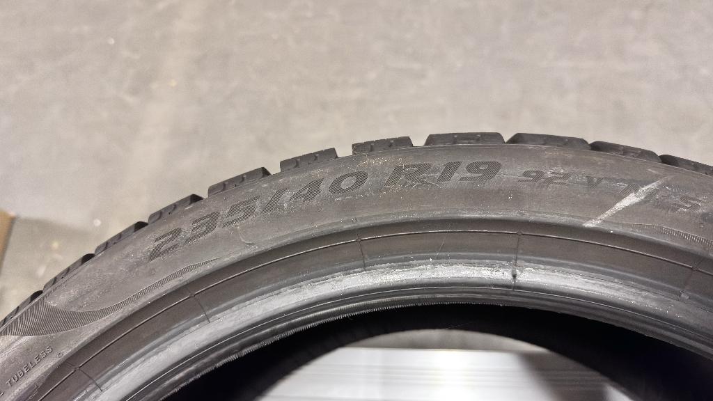 Winterbanden set Pirelli voor Porsche, Ophalen, Winterbanden, Band(en)