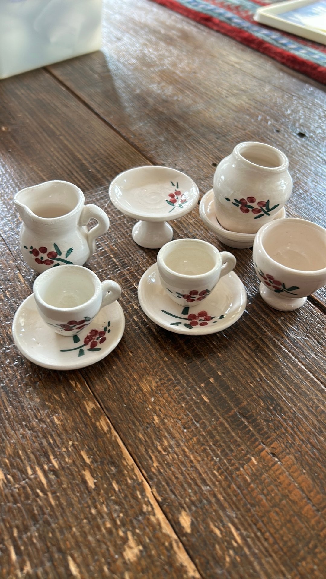 Miniatuur serviesje met bloemen, Ophalen