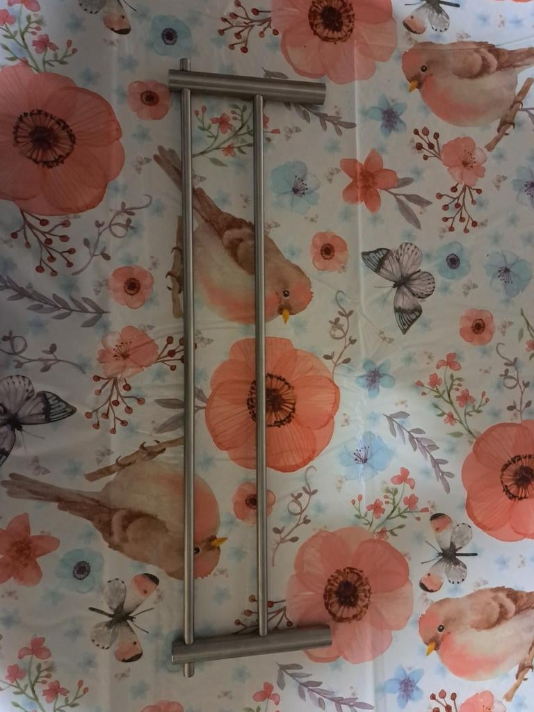 Badkamer accessoires: Handdoekenrek, toiletrolhouders, Ophalen, Zo goed als nieuw, Overige kleuren, Handdoekenrek