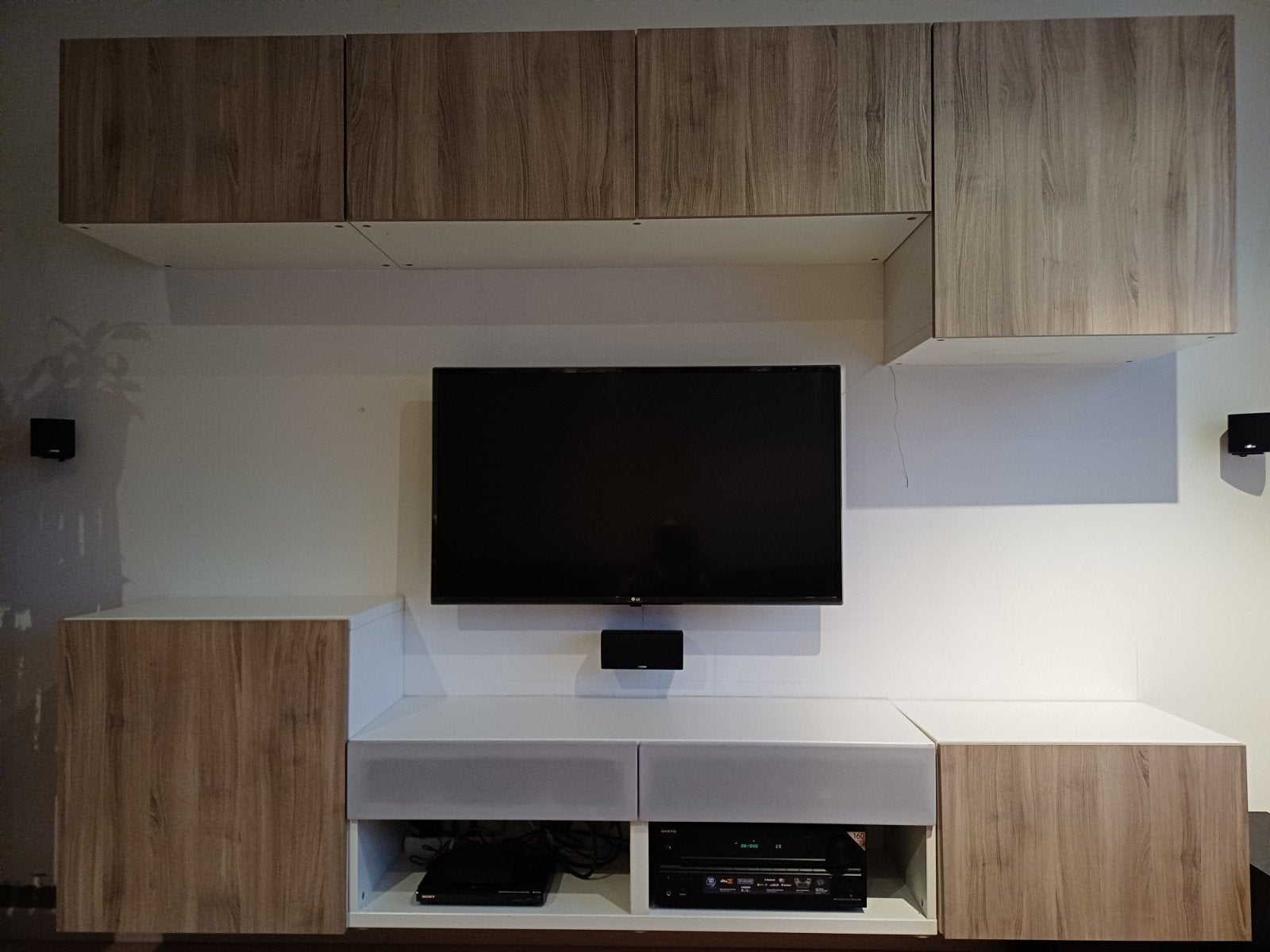 Besta tv meubel, Huis en Inrichting, Ophalen