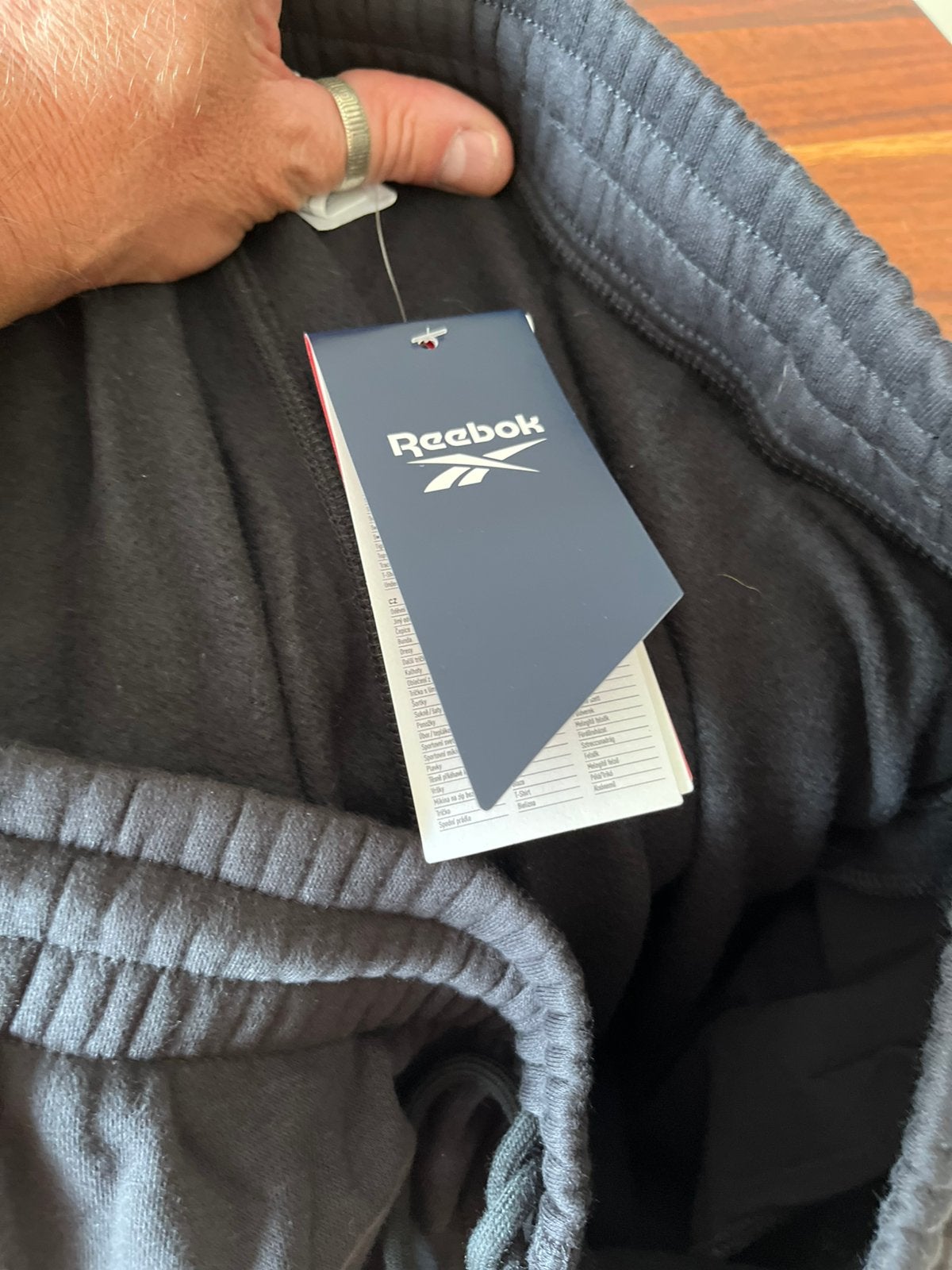 Heren. Trainingsbroek. reebok 2XXL, Sports & Fitness, Sports & Fitness Autre, Enlèvement, Neuf