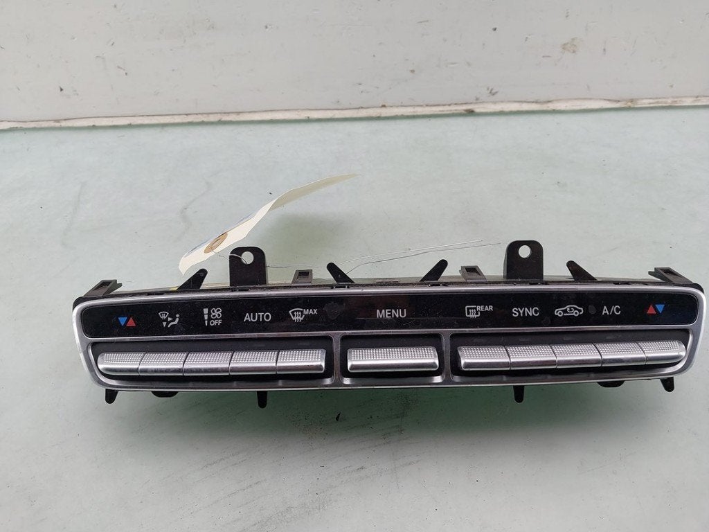 BEDIENINGSPANEEL VERWARMING Mercedes-Benz C (W205), Auto-onderdelen, Gebruikt, Mercedes-Benz, Dialog.mb@mercedes-benz.com, Mercedes-Benz AG