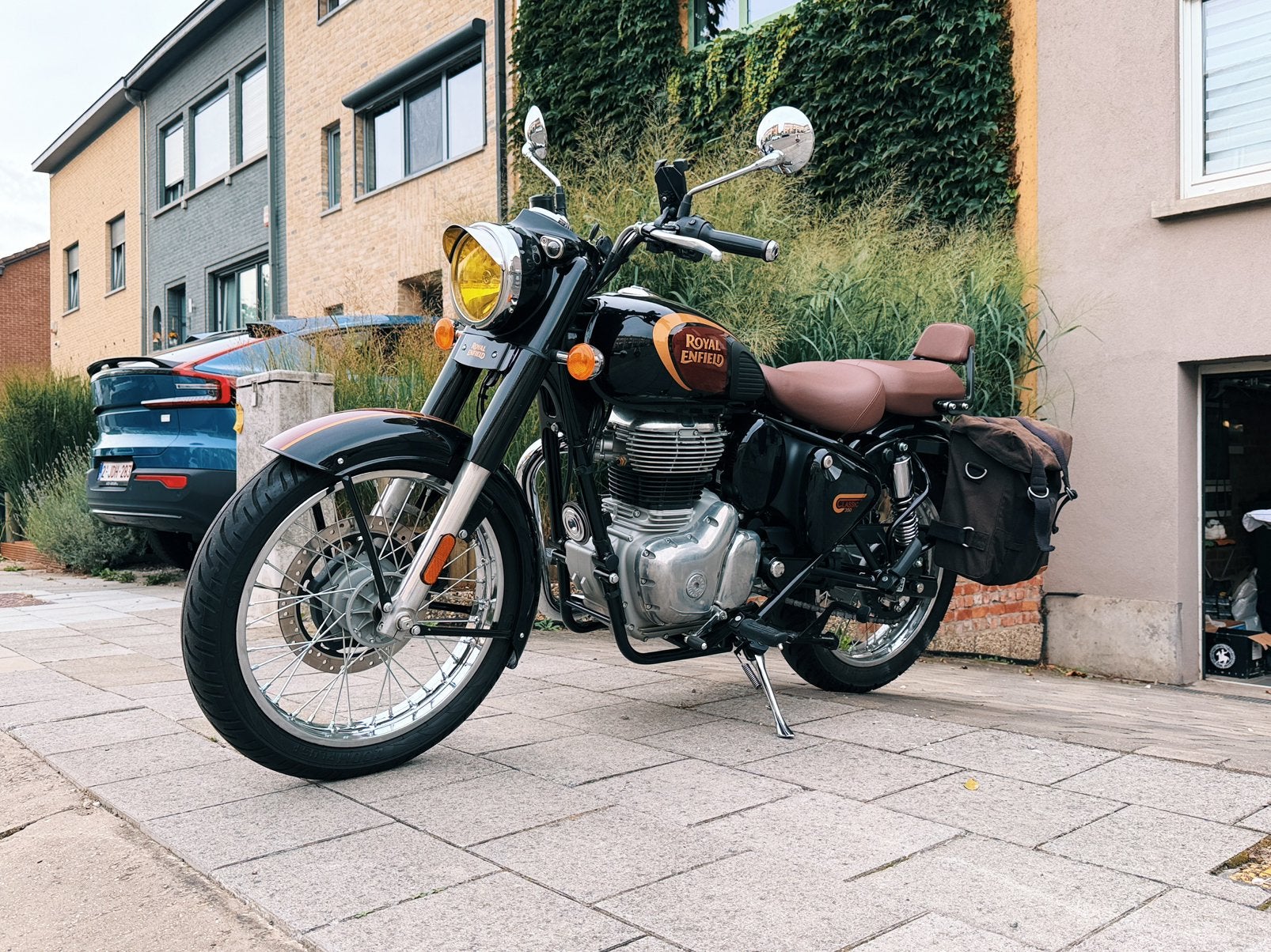 Royal Enfield Classic 350 – 4.200 km – Halcyon Black, 350 cm³, Occasion, Chopper, Particulier