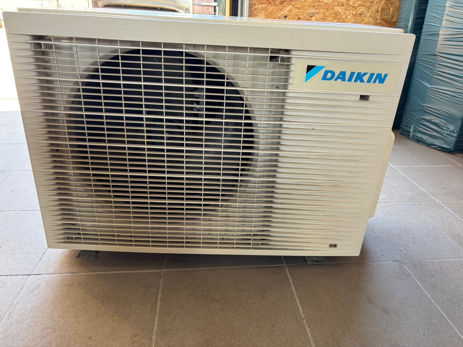 Daikin airco’s 1 buitenunit + 2 binnenunits, Ophalen, Minder dan 60 m³, Energieklasse A of zuiniger, Wandairco