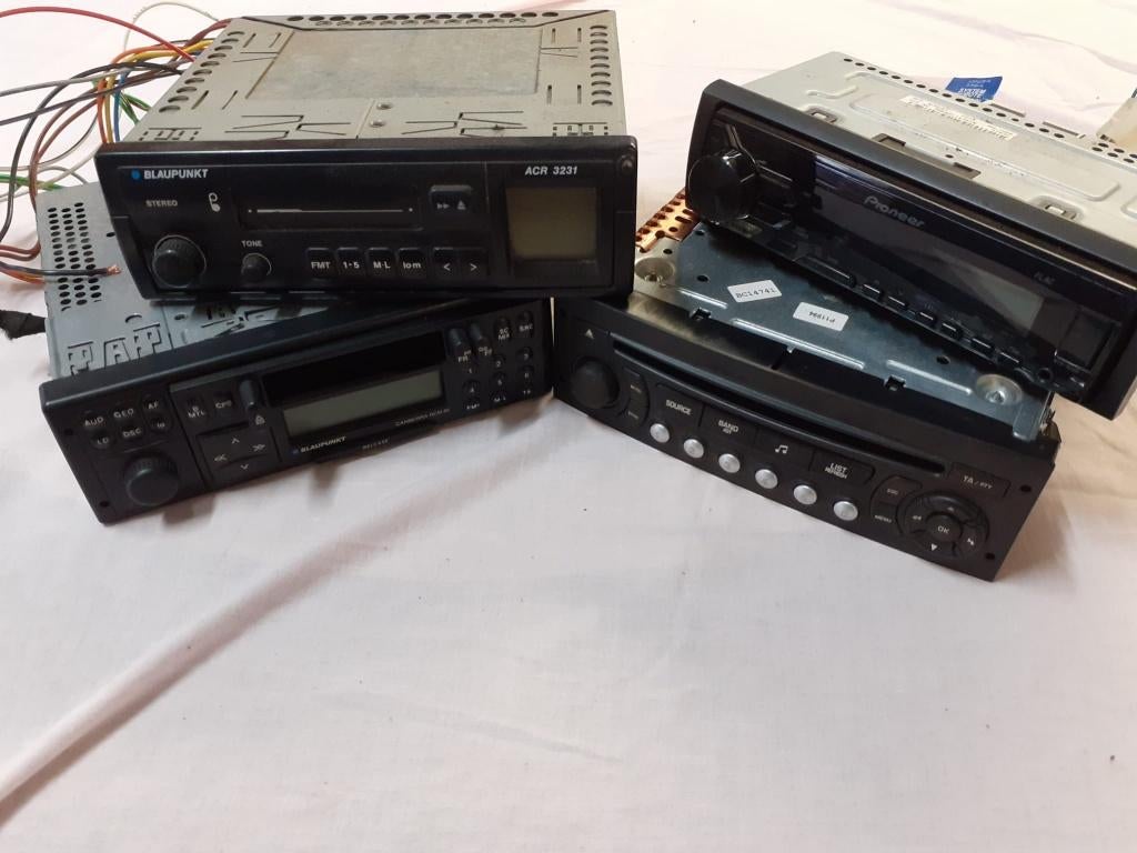 4 Autoradio's Blaupunkt, Pioneer, Peugeot, Ophalen of Verzenden, Gebruikt, Peugeot