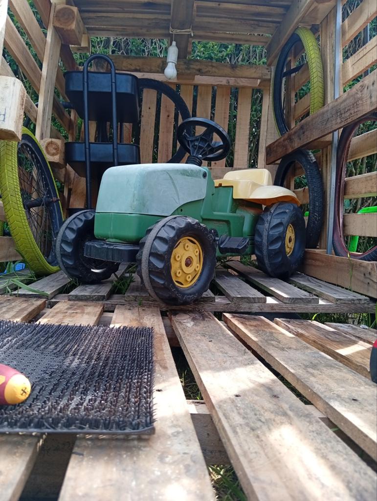 Trekker met groene pedalen, Kinderen en Baby's, Ophalen, Gebruikt, Overige merken