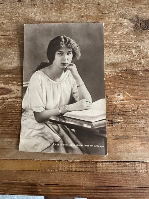 carte postale la princesse Marie José de Belgique, Collections, Maisons royales & Noblesse, Neuf, Info@meiejo.nb, Carte, Photo ou Gravure