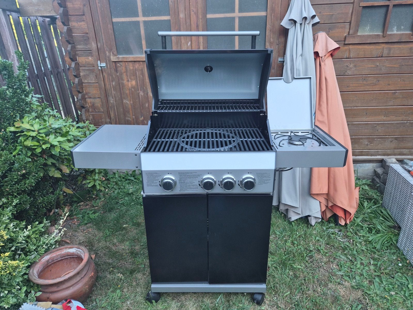 BBQ OP GAS, Tuin en Terras, Ophalen, Nieuw, TARRIGTON HOUSE