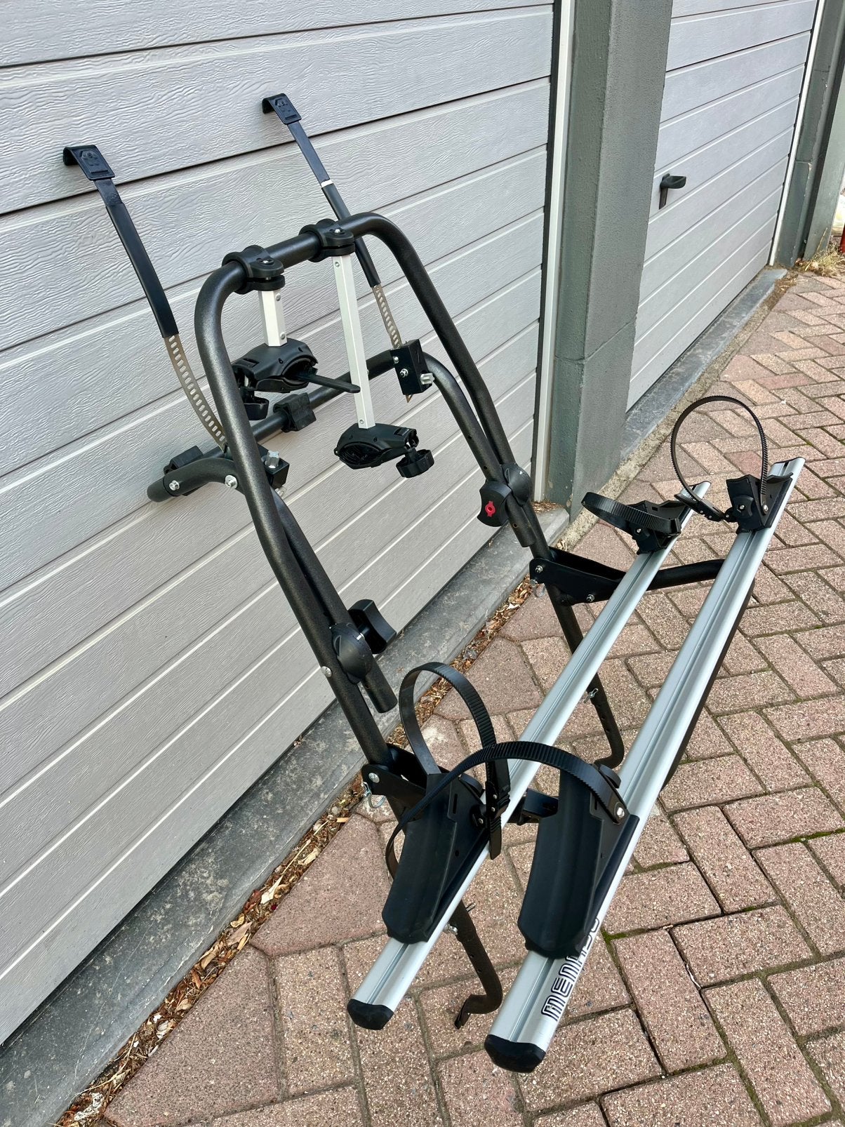 Porte-vélos Menabo Polaris 2 — Tailgate (2 vélos), 2 vélos, Pneus larges, Comme neuf, Enlèvement