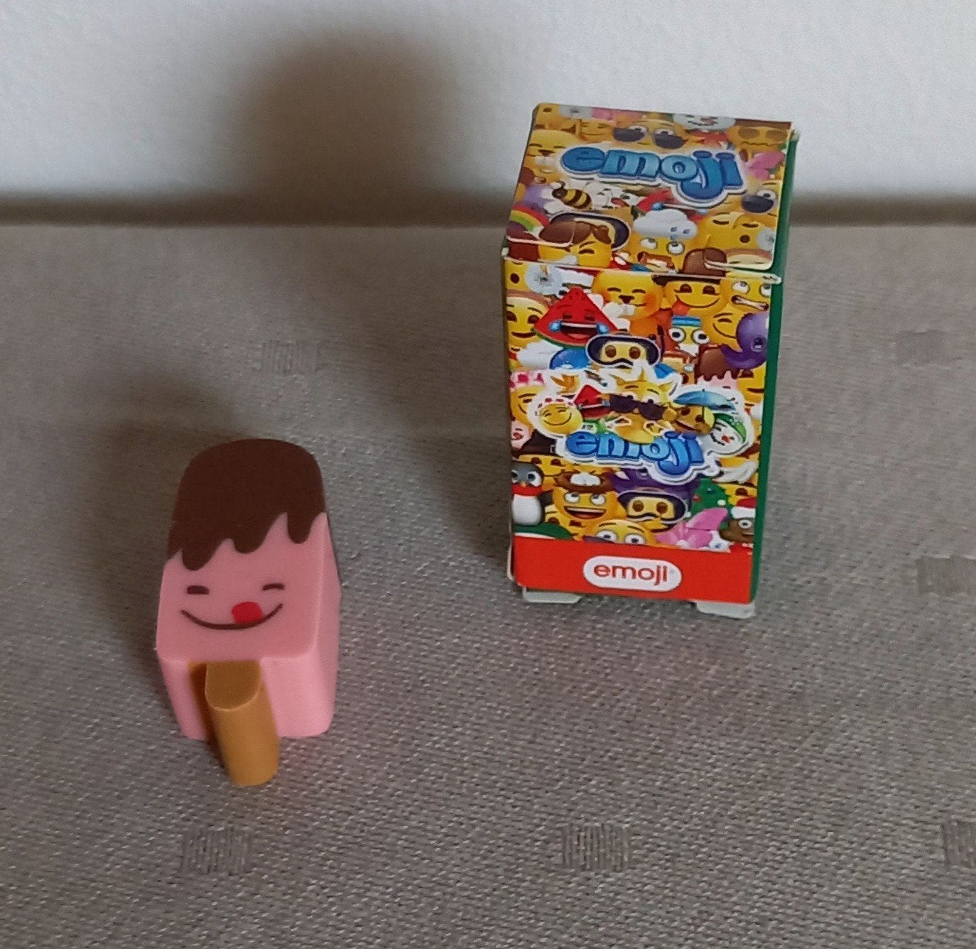 Nieuw: Emoji Aldi 2026., Collections, Actions de supermarché, Aldi, Enlèvement